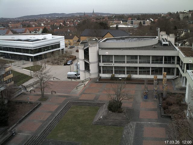 Foto der Webcam: Verwaltungsgeb&auml;ude, Innenhof mit Audimax, H&ouml;rsaal-Geb&auml;ude 1