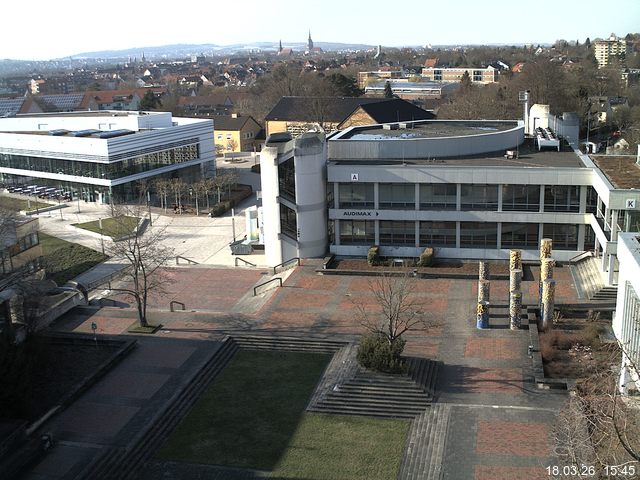 Foto der Webcam: Verwaltungsgeb&auml;ude, Innenhof mit Audimax, H&ouml;rsaal-Geb&auml;ude 1