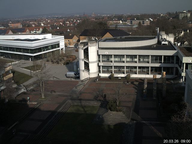 Foto der Webcam: Verwaltungsgeb&auml;ude, Innenhof mit Audimax, H&ouml;rsaal-Geb&auml;ude 1