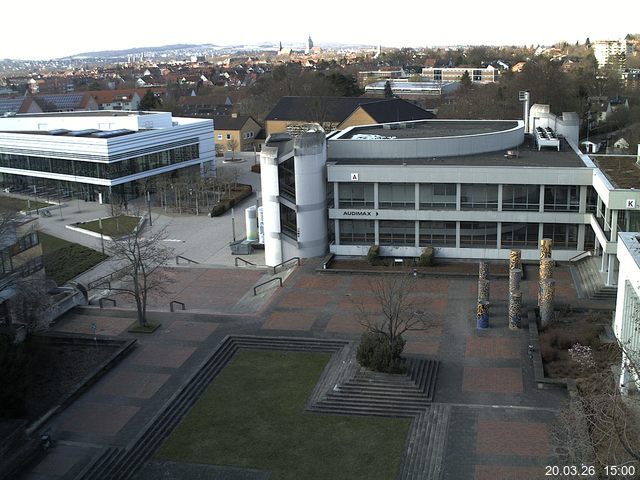 Foto der Webcam: Verwaltungsgeb&auml;ude, Innenhof mit Audimax, H&ouml;rsaal-Geb&auml;ude 1