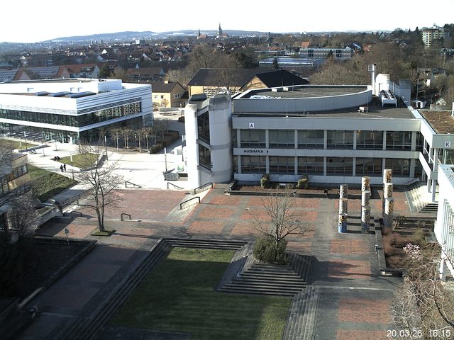 Foto der Webcam: Verwaltungsgeb&auml;ude, Innenhof mit Audimax, H&ouml;rsaal-Geb&auml;ude 1