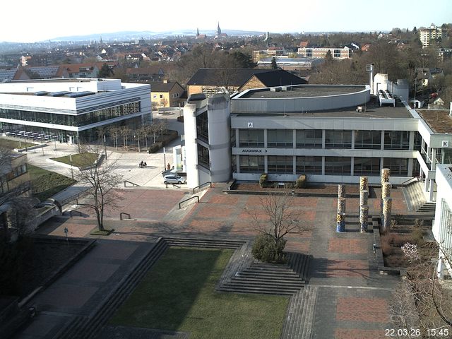 Foto der Webcam: Verwaltungsgeb&auml;ude, Innenhof mit Audimax, H&ouml;rsaal-Geb&auml;ude 1