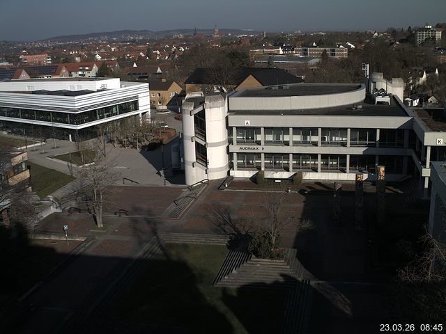 Foto der Webcam: Verwaltungsgeb&auml;ude, Innenhof mit Audimax, H&ouml;rsaal-Geb&auml;ude 1