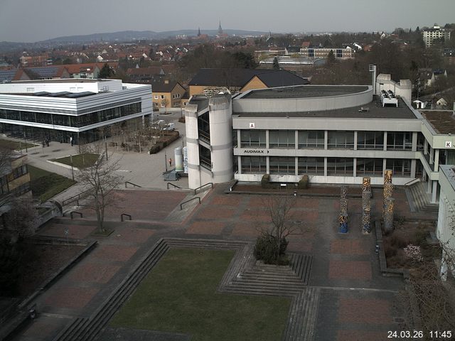 Foto der Webcam: Verwaltungsgeb&auml;ude, Innenhof mit Audimax, H&ouml;rsaal-Geb&auml;ude 1