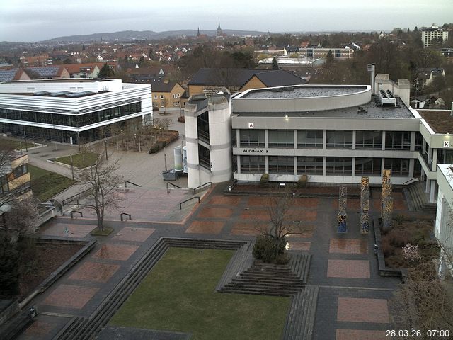 Foto der Webcam: Verwaltungsgeb&auml;ude, Innenhof mit Audimax, H&ouml;rsaal-Geb&auml;ude 1