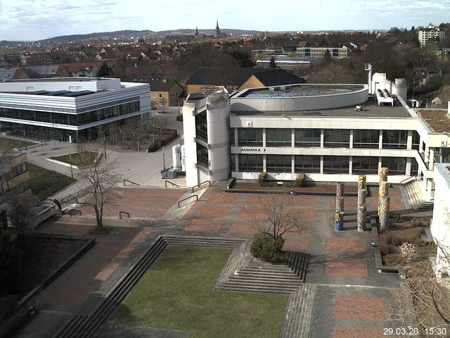 Foto der Webcam: Verwaltungsgeb&auml;ude, Innenhof mit Audimax, H&ouml;rsaal-Geb&auml;ude 1