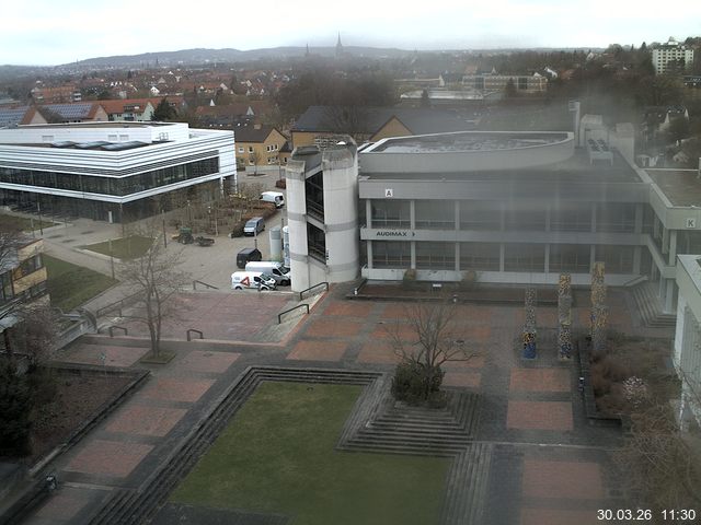 Foto der Webcam: Verwaltungsgeb&auml;ude, Innenhof mit Audimax, H&ouml;rsaal-Geb&auml;ude 1
