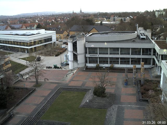 Foto der Webcam: Verwaltungsgeb&auml;ude, Innenhof mit Audimax, H&ouml;rsaal-Geb&auml;ude 1