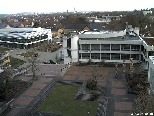 Foto der Webcam: Verwaltungsgeb&auml;ude, Innenhof mit Audimax, H&ouml;rsaal-Geb&auml;ude 1