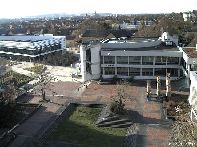 Foto der Webcam: Verwaltungsgeb&auml;ude, Innenhof mit Audimax, H&ouml;rsaal-Geb&auml;ude 1