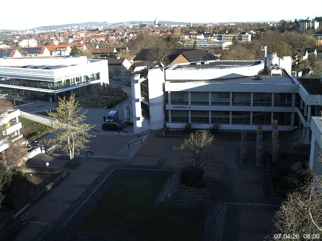 Foto der Webcam: Verwaltungsgeb&auml;ude, Innenhof mit Audimax, H&ouml;rsaal-Geb&auml;ude 1