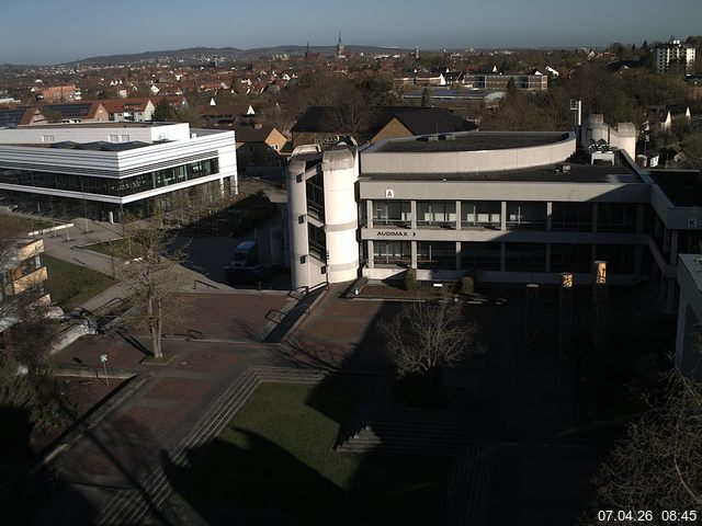 Foto der Webcam: Verwaltungsgeb&auml;ude, Innenhof mit Audimax, H&ouml;rsaal-Geb&auml;ude 1