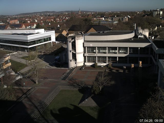 Foto der Webcam: Verwaltungsgeb&auml;ude, Innenhof mit Audimax, H&ouml;rsaal-Geb&auml;ude 1