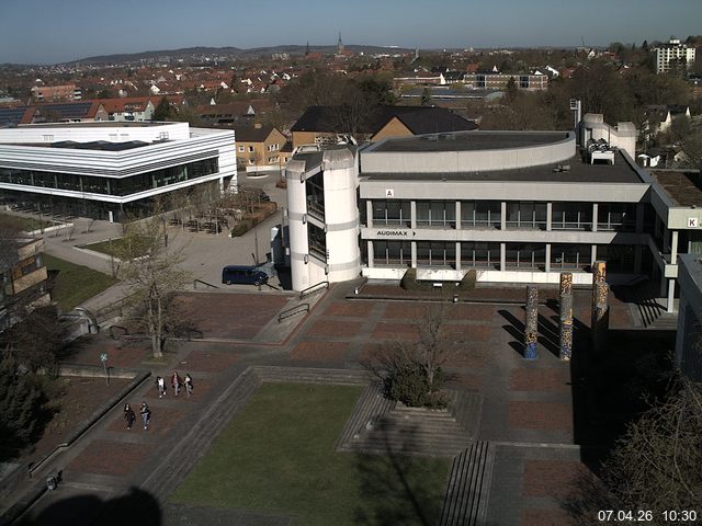 Foto der Webcam: Verwaltungsgeb&auml;ude, Innenhof mit Audimax, H&ouml;rsaal-Geb&auml;ude 1
