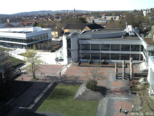 Foto der Webcam: Verwaltungsgeb&auml;ude, Innenhof mit Audimax, H&ouml;rsaal-Geb&auml;ude 1