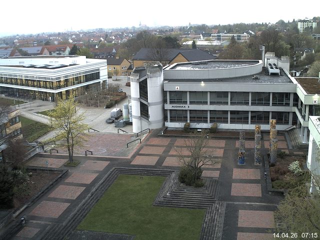 Foto der Webcam: Verwaltungsgeb&auml;ude, Innenhof mit Audimax, H&ouml;rsaal-Geb&auml;ude 1