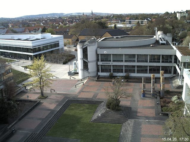 Foto der Webcam: Verwaltungsgeb&auml;ude, Innenhof mit Audimax, H&ouml;rsaal-Geb&auml;ude 1
