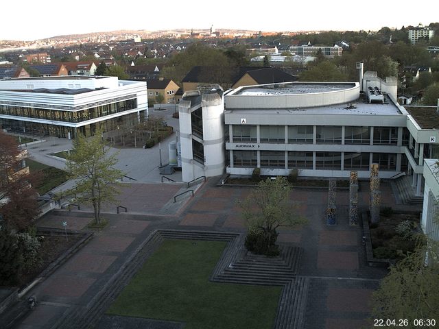 Foto der Webcam: Verwaltungsgeb&auml;ude, Innenhof mit Audimax, H&ouml;rsaal-Geb&auml;ude 1
