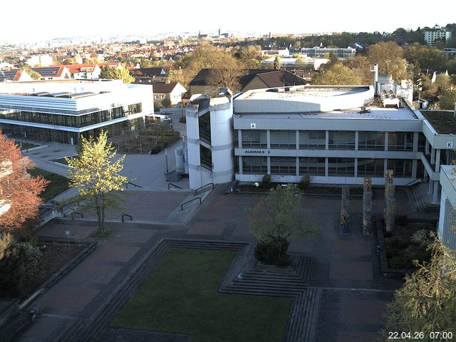 Foto der Webcam: Verwaltungsgeb&auml;ude, Innenhof mit Audimax, H&ouml;rsaal-Geb&auml;ude 1