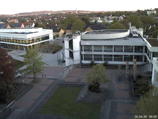 Foto der Webcam: Verwaltungsgeb&auml;ude, Innenhof mit Audimax, H&ouml;rsaal-Geb&auml;ude 1