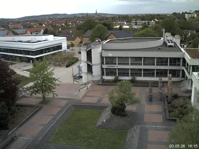 Foto der Webcam: Verwaltungsgeb&auml;ude, Innenhof mit Audimax, H&ouml;rsaal-Geb&auml;ude 1