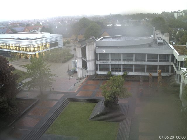 Foto der Webcam: Verwaltungsgeb&auml;ude, Innenhof mit Audimax, H&ouml;rsaal-Geb&auml;ude 1