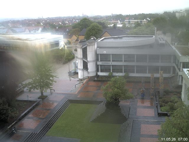 Foto der Webcam: Verwaltungsgeb&auml;ude, Innenhof mit Audimax, H&ouml;rsaal-Geb&auml;ude 1