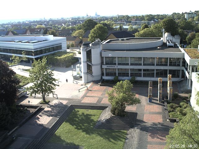 Foto der Webcam: Verwaltungsgeb&auml;ude, Innenhof mit Audimax, H&ouml;rsaal-Geb&auml;ude 1
