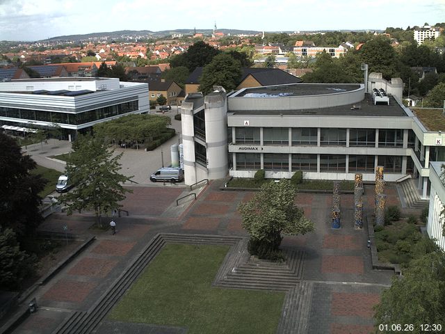 Foto der Webcam: Verwaltungsgeb&auml;ude, Innenhof mit Audimax, H&ouml;rsaal-Geb&auml;ude 1