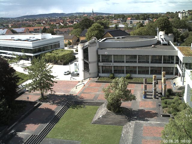 Foto der Webcam: Verwaltungsgeb&auml;ude, Innenhof mit Audimax, H&ouml;rsaal-Geb&auml;ude 1