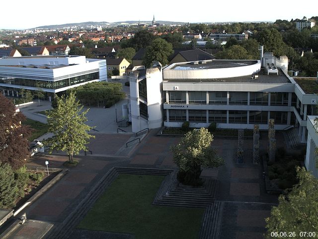 Foto der Webcam: Verwaltungsgeb&auml;ude, Innenhof mit Audimax, H&ouml;rsaal-Geb&auml;ude 1