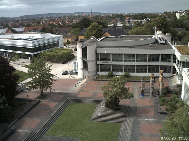 Foto der Webcam: Verwaltungsgeb&auml;ude, Innenhof mit Audimax, H&ouml;rsaal-Geb&auml;ude 1