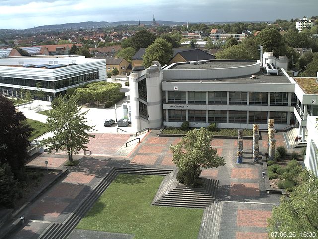 Foto der Webcam: Verwaltungsgeb&auml;ude, Innenhof mit Audimax, H&ouml;rsaal-Geb&auml;ude 1