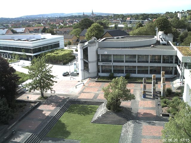 Foto der Webcam: Verwaltungsgeb&auml;ude, Innenhof mit Audimax, H&ouml;rsaal-Geb&auml;ude 1