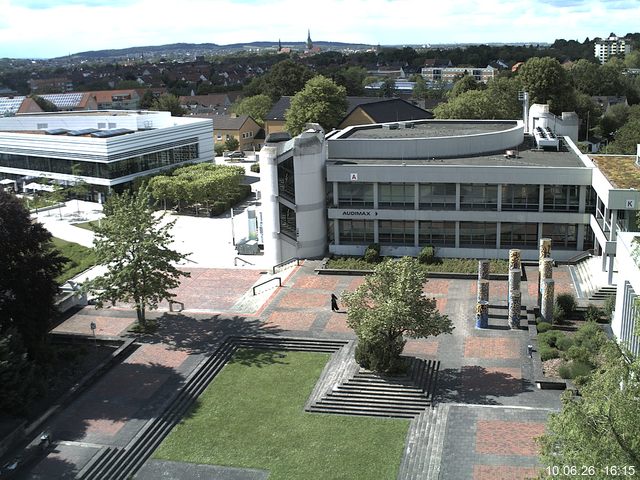 Foto der Webcam: Verwaltungsgeb&auml;ude, Innenhof mit Audimax, H&ouml;rsaal-Geb&auml;ude 1