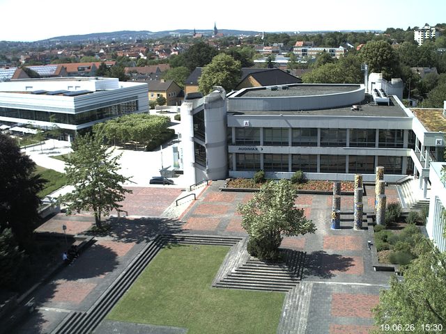 Foto der Webcam: Verwaltungsgeb&auml;ude, Innenhof mit Audimax, H&ouml;rsaal-Geb&auml;ude 1