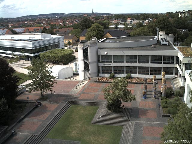 Foto der Webcam: Verwaltungsgeb&auml;ude, Innenhof mit Audimax, H&ouml;rsaal-Geb&auml;ude 1