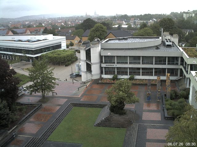 Foto der Webcam: Verwaltungsgeb&auml;ude, Innenhof mit Audimax, H&ouml;rsaal-Geb&auml;ude 1