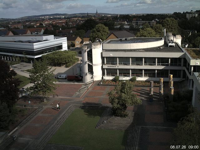 Foto der Webcam: Verwaltungsgeb&auml;ude, Innenhof mit Audimax, H&ouml;rsaal-Geb&auml;ude 1