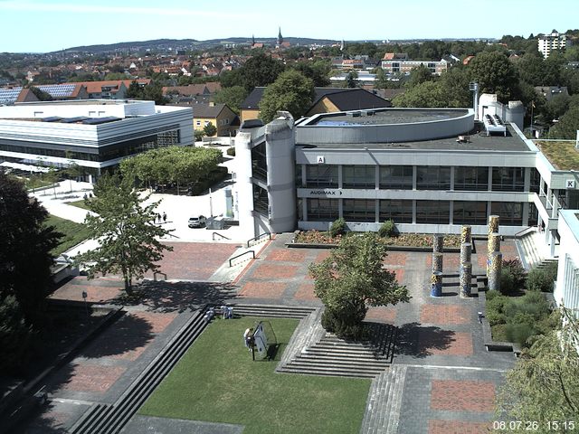 Foto der Webcam: Verwaltungsgeb&auml;ude, Innenhof mit Audimax, H&ouml;rsaal-Geb&auml;ude 1