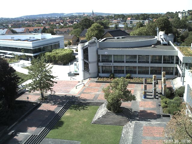 Foto der Webcam: Verwaltungsgeb&auml;ude, Innenhof mit Audimax, H&ouml;rsaal-Geb&auml;ude 1
