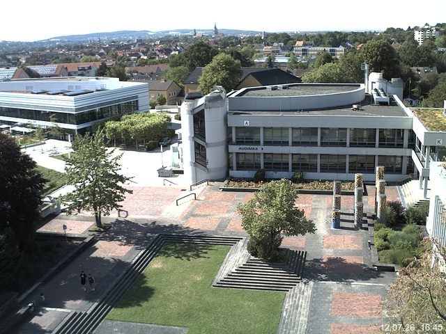 Foto der Webcam: Verwaltungsgeb&auml;ude, Innenhof mit Audimax, H&ouml;rsaal-Geb&auml;ude 1