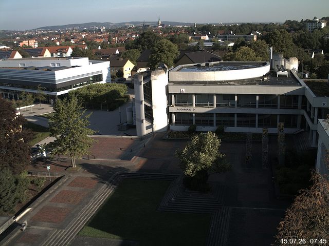 Foto der Webcam: Verwaltungsgeb&auml;ude, Innenhof mit Audimax, H&ouml;rsaal-Geb&auml;ude 1