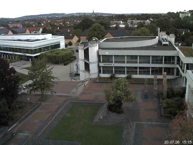 Foto der Webcam: Verwaltungsgeb&auml;ude, Innenhof mit Audimax, H&ouml;rsaal-Geb&auml;ude 1