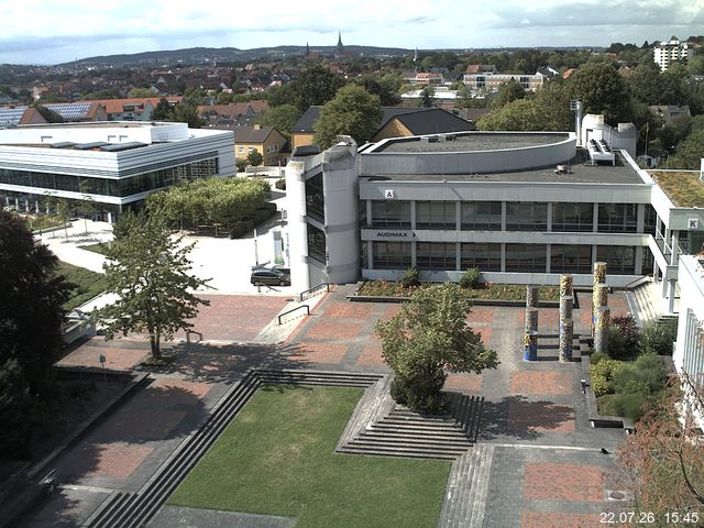 Foto der Webcam: Verwaltungsgeb&auml;ude, Innenhof mit Audimax, H&ouml;rsaal-Geb&auml;ude 1