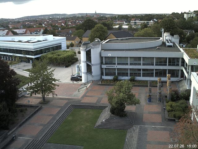 Foto der Webcam: Verwaltungsgeb&auml;ude, Innenhof mit Audimax, H&ouml;rsaal-Geb&auml;ude 1