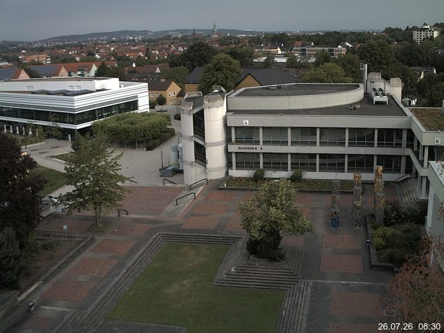 Foto der Webcam: Verwaltungsgeb&auml;ude, Innenhof mit Audimax, H&ouml;rsaal-Geb&auml;ude 1