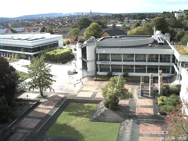 Foto der Webcam: Verwaltungsgeb&auml;ude, Innenhof mit Audimax, H&ouml;rsaal-Geb&auml;ude 1