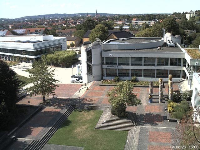 Foto der Webcam: Verwaltungsgeb&auml;ude, Innenhof mit Audimax, H&ouml;rsaal-Geb&auml;ude 1