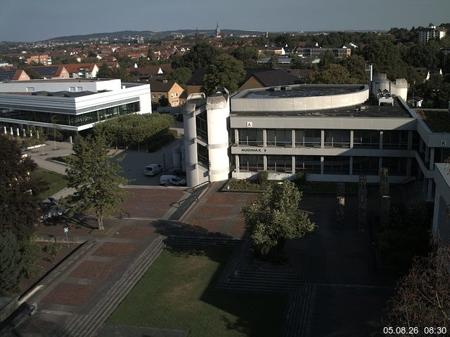 Foto der Webcam: Verwaltungsgeb&auml;ude, Innenhof mit Audimax, H&ouml;rsaal-Geb&auml;ude 1